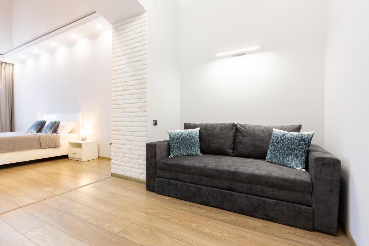 Best Apartment Kulisha 22 Lviv Kültér fotó